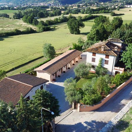Santa Croce Villa Fossato di Vico Ngoại thất bức ảnh