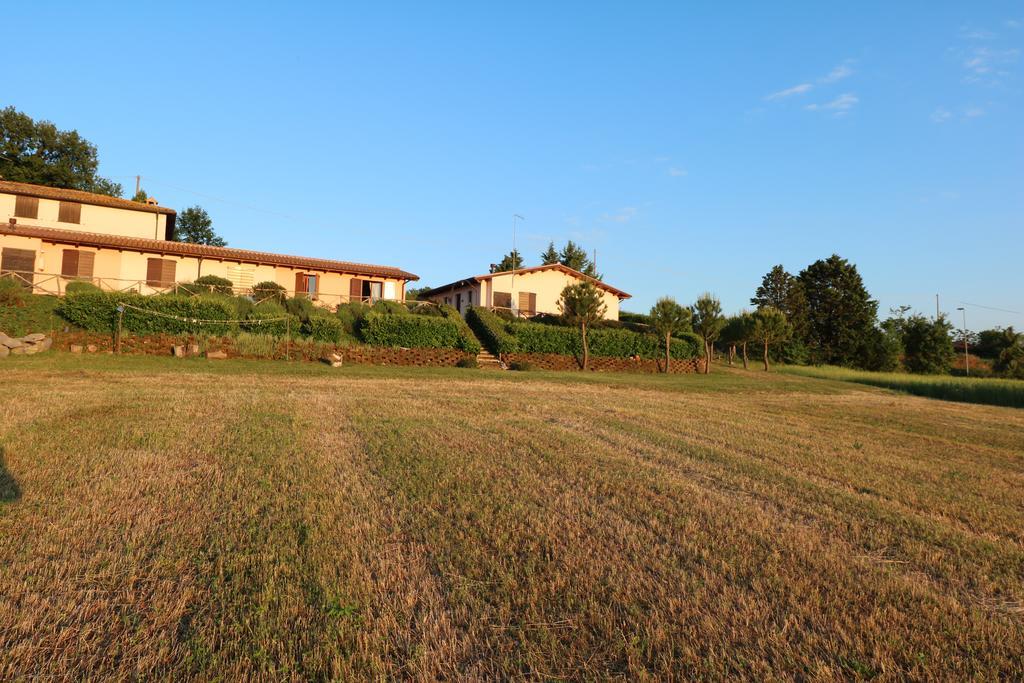 Santa Croce Villa Fossato di Vico Ngoại thất bức ảnh