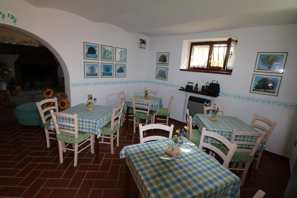 Santa Croce Villa Fossato di Vico Ngoại thất bức ảnh