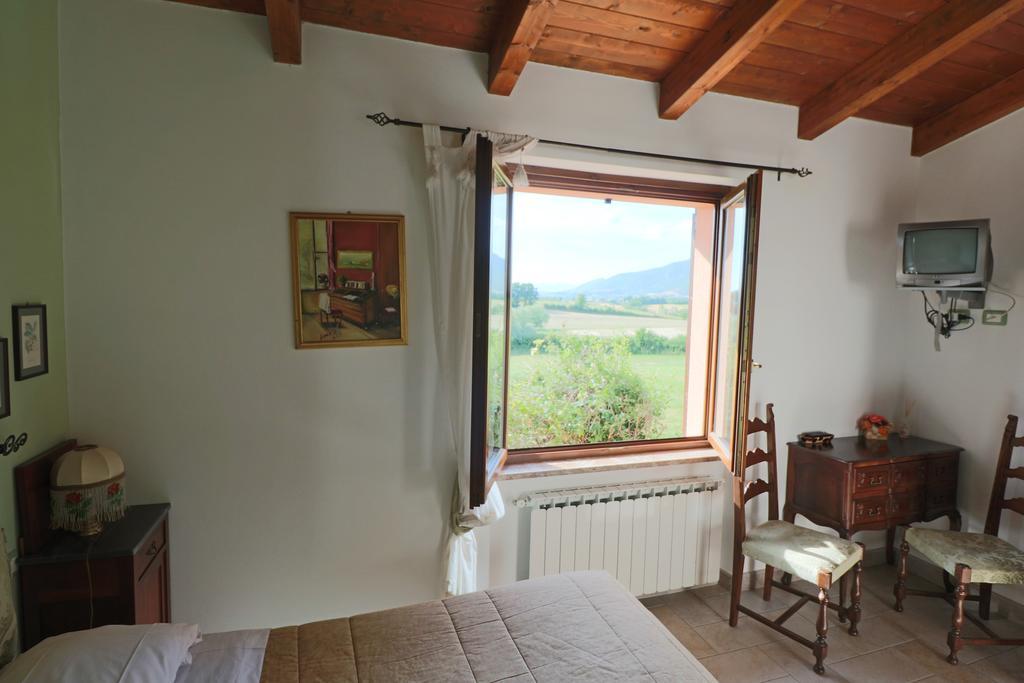 Santa Croce Villa Fossato di Vico Ngoại thất bức ảnh